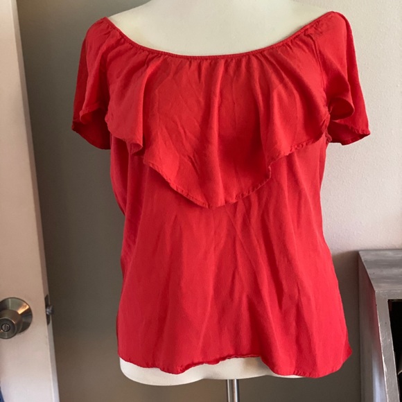 torrid Tops - Gorgeous Coral Torrid Top -size 2